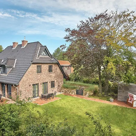 Holiday home Doppelhaushaelfte Hygge *