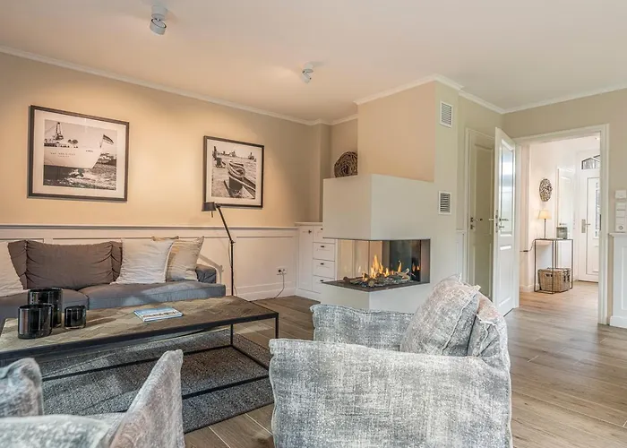 Doppelhaushaelfte Hygge Vakantiehuis *